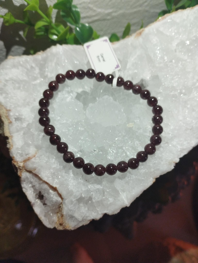Bracelet Grenat 6mm