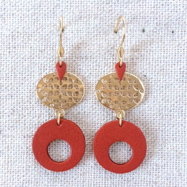 Boucles d'oreilles « Rondo Veneziano » dorées, cuir couleur rouille