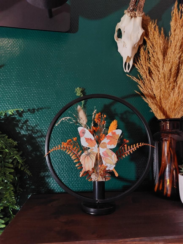 Décoration avec papillon automnal