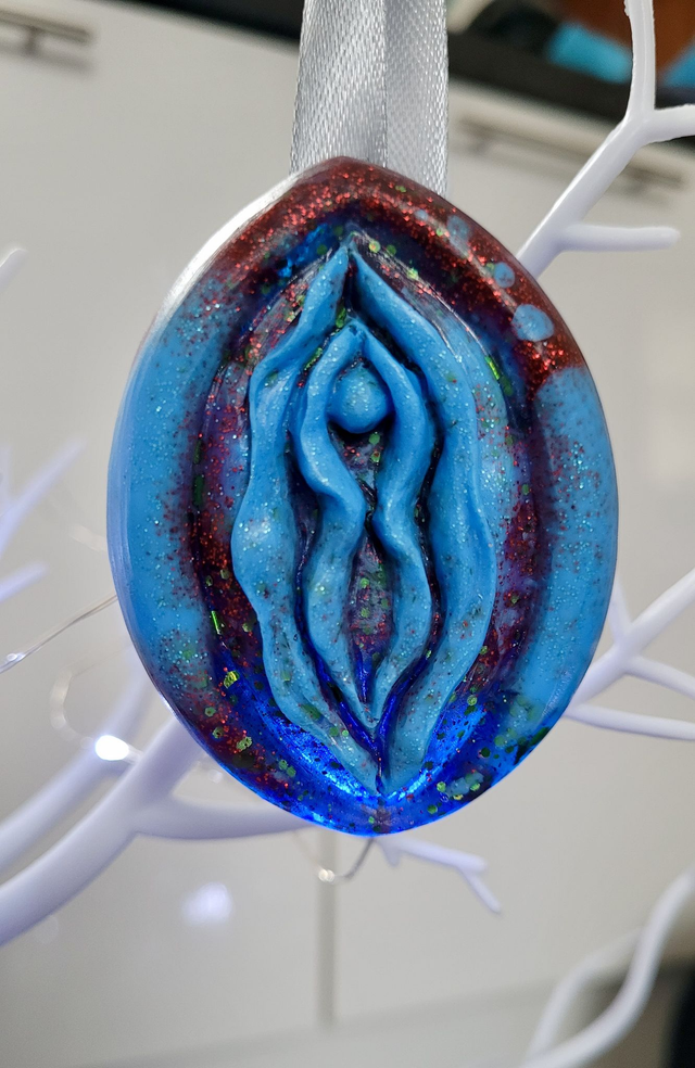 Hanging Vulva Ornaments – Various colours &amp; designs - Alt Christmas Bauble or Wall Hanging