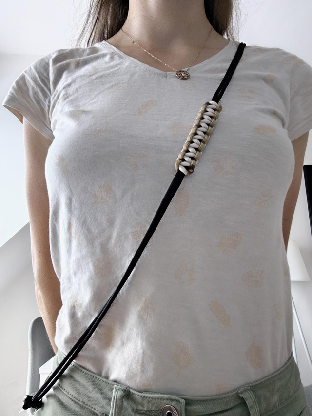 Bandoulière (beige/noir) de téléphone RÉGLABLE en paracorde