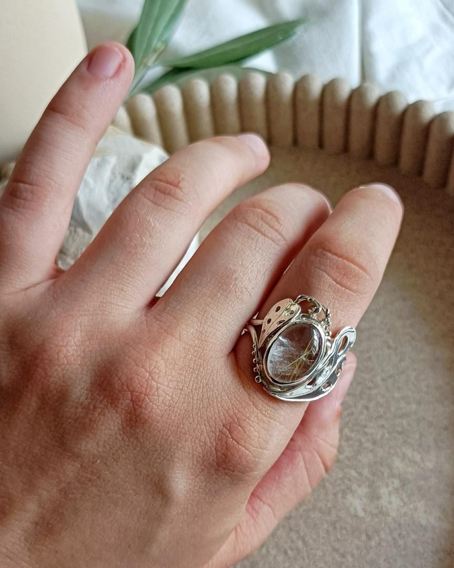 Anello Monstera e Quarzo