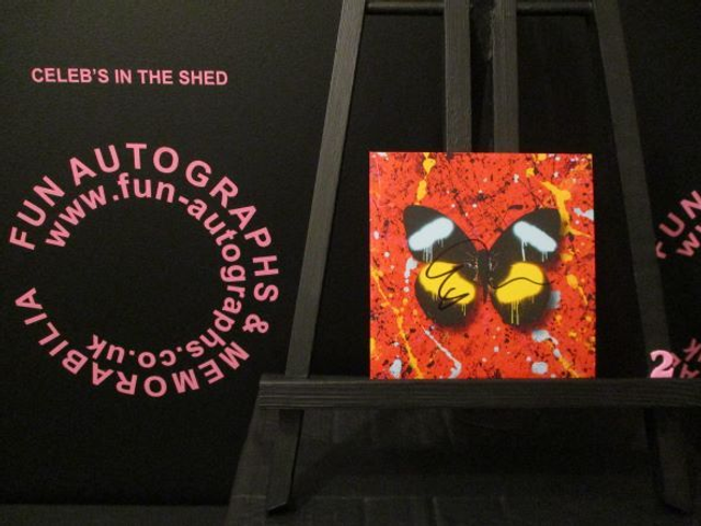 Ed Sheeran - 'Overpass Graffiti' Authentic Autographed Single Cover (2)