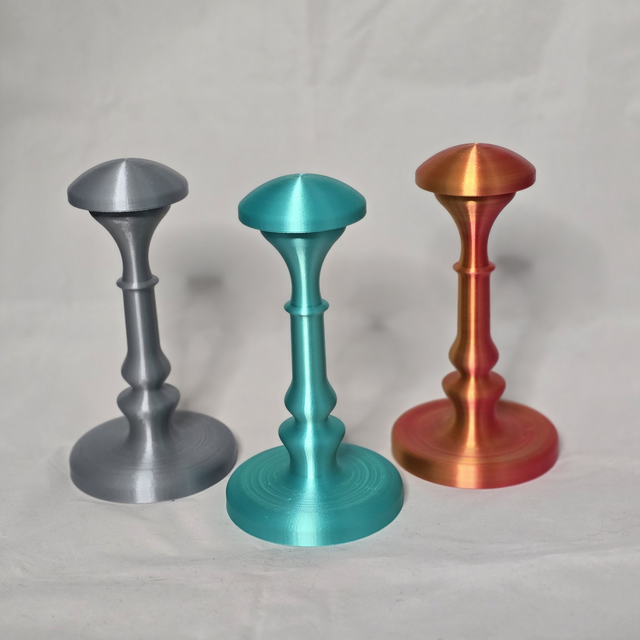 Porte-chapeau Court à tête arrondie