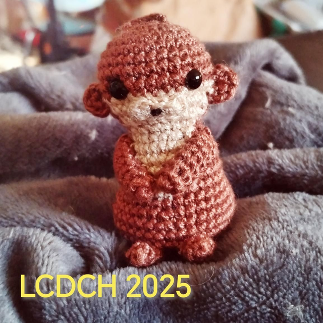 2025 LOUTRE EN PORTE CLÉ 