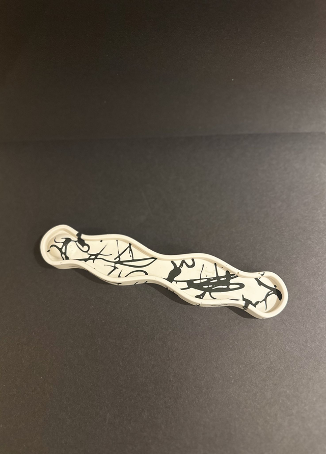 HANDMADE WAVY INCENSE HOLDER
