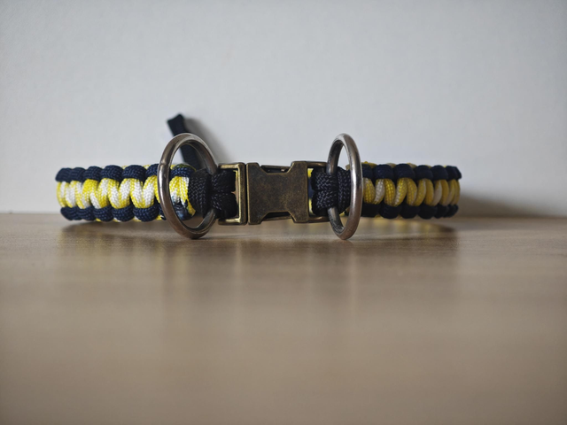 Collier en paracorde avec attache métallique petite (NON Réglables)