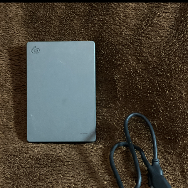 HD Externo Portátil Seagate 4TB - Usada