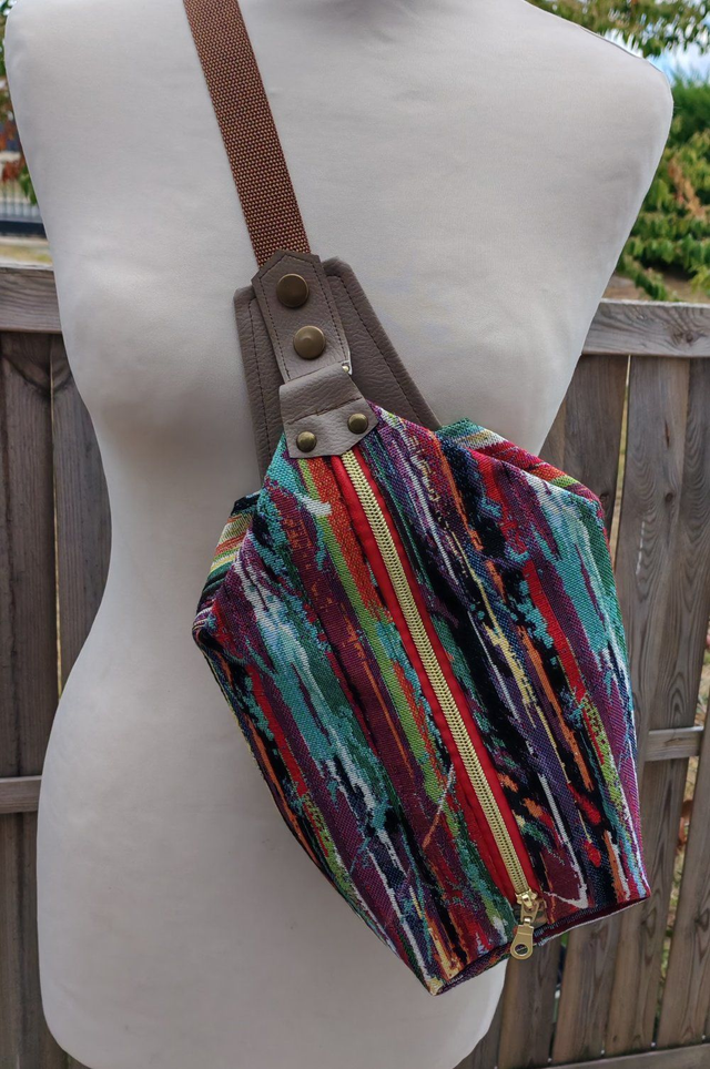 SAC "sling bag"