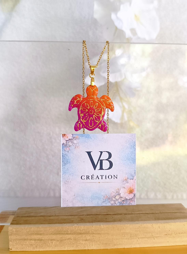 Collier tortue dégradée fushia orange et or