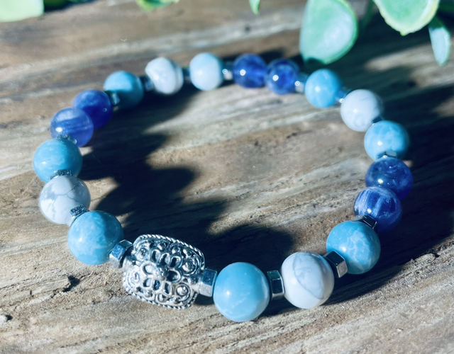 MENOPAUSE Howlite-Larimar-Améthyste 