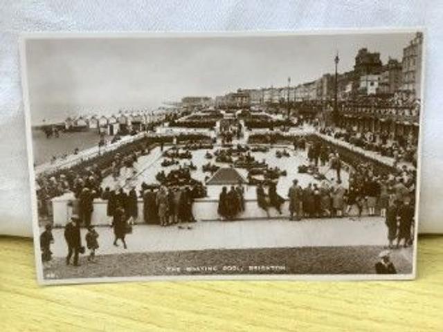 Brighton, The Boating Pool, Sussex, vintage unbranded postcard. Our Ref No. R169 £2.25