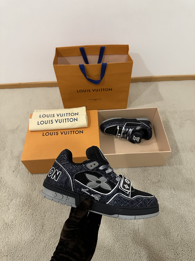 Louis Vuitton Trainer 