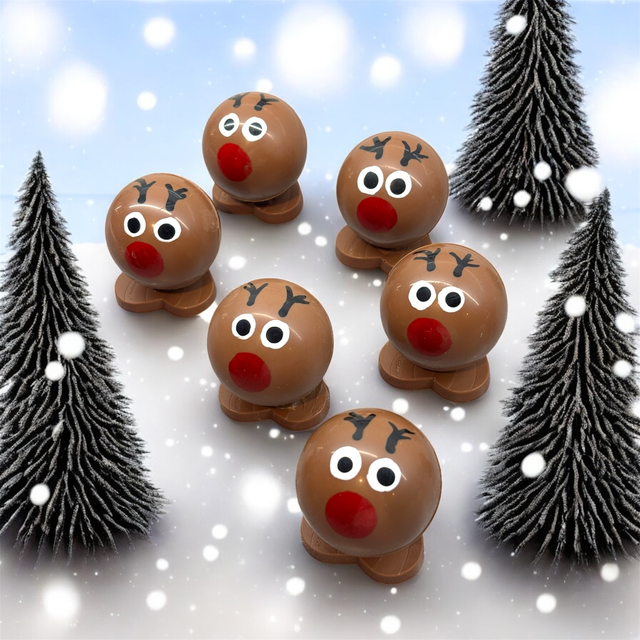 Rudolph the reindeer hot chocolate bomb. 50 gr