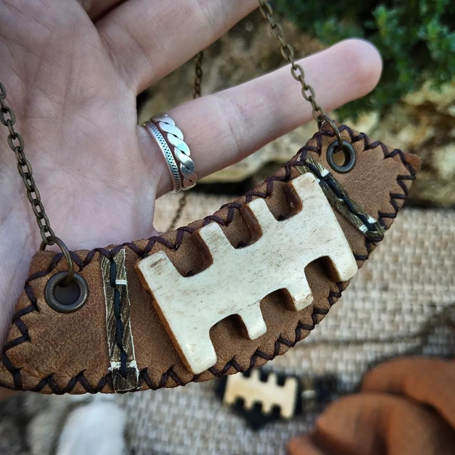 Ras de cou trapèze/os