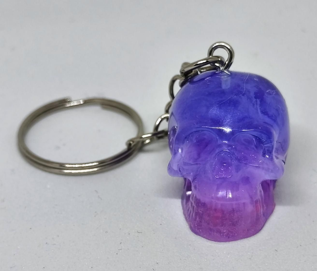 Tête de mort rose violet 