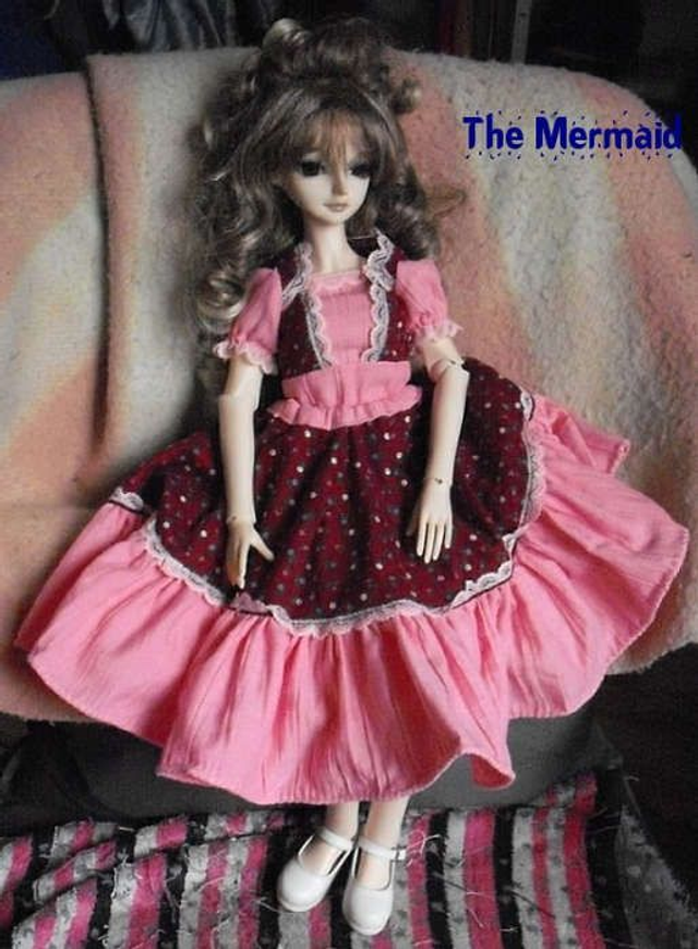 Doll-outfits: 1/3 - Pink Lolita-set