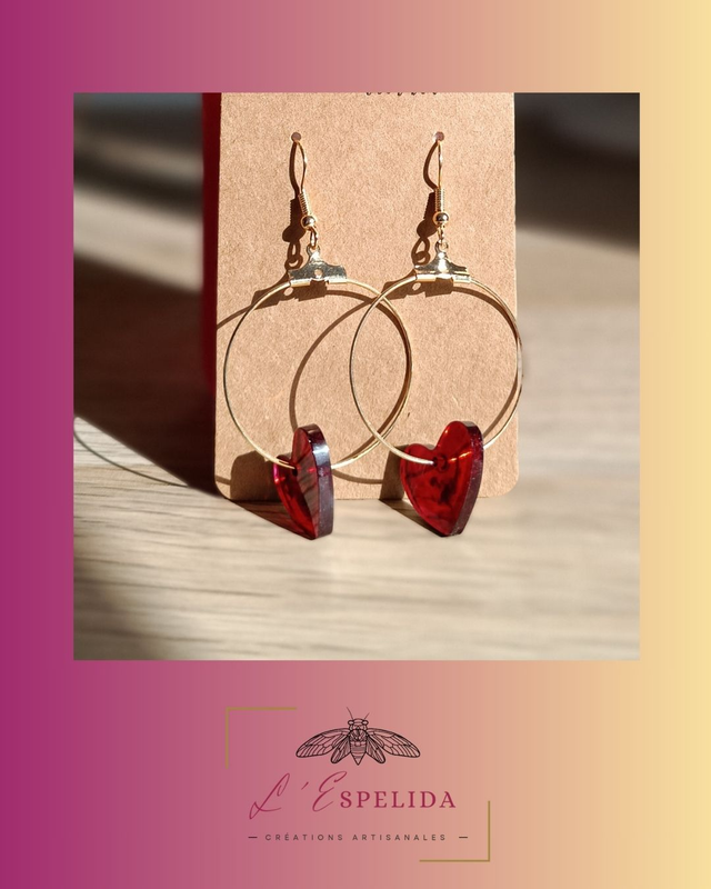 Coeur résine et boucle dorée