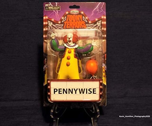 Neca Toony Terrors - IT 6" Scale Action Figure - Stylized Pennywise