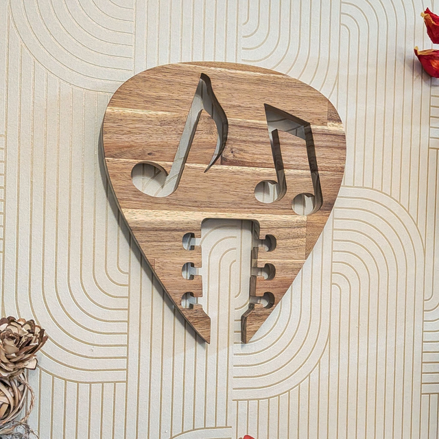 Mediator guitare en acacia