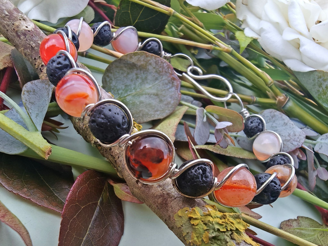 Bracelet antique agate de feu et pierre de lave