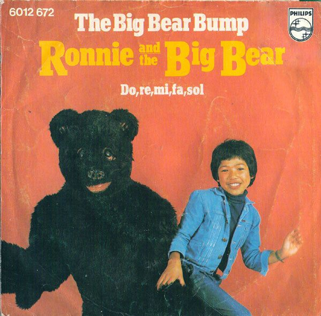 Ronnie And The Big Bear - The Big Bear Bump