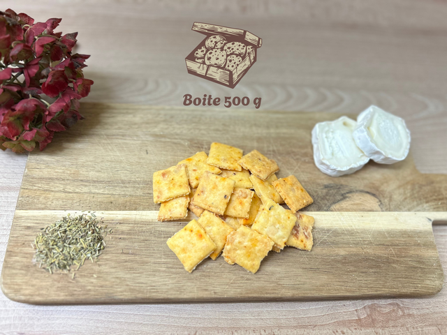 3. Biscuits Chèvre - Piment d'Espelette (Boite 500g)
