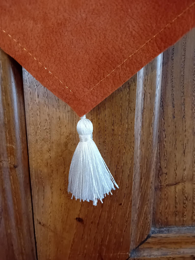 Mini blason orangé "Chouette en vol"