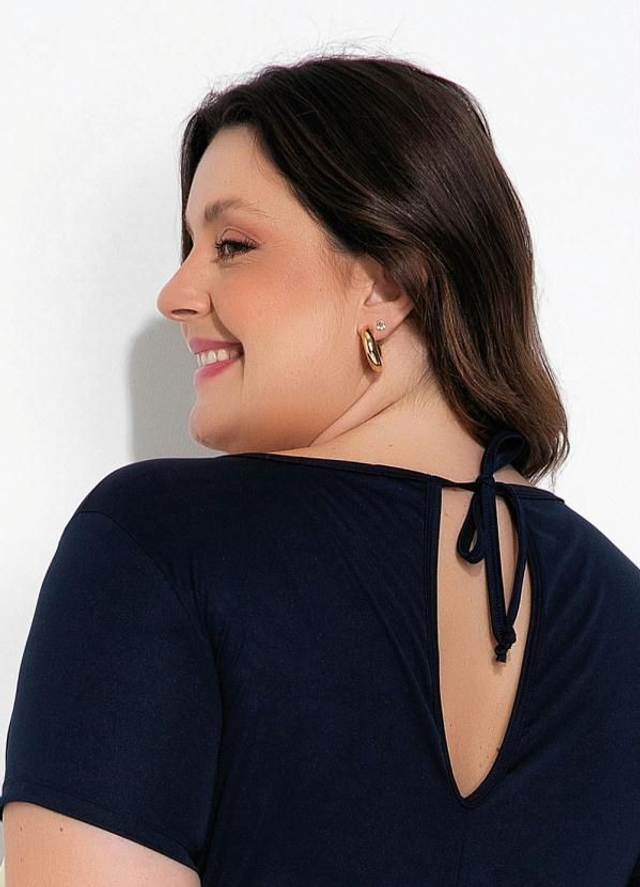 Macaquinho Com Recortes Plus Size | Marguerite