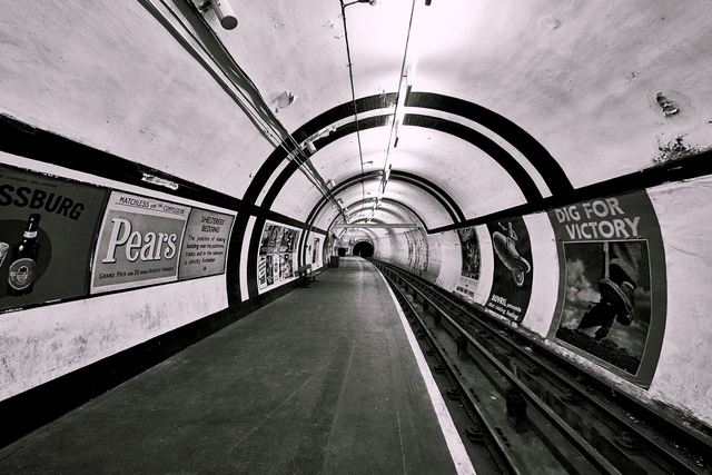 Aldwych: Hidden London 3/6  