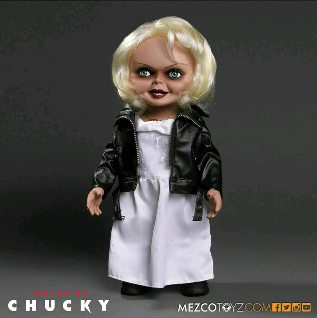 Bride Of Chucky Mega Scale Talking 15" Figure