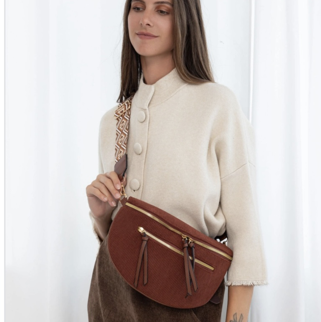 Sacoche en velours marron 