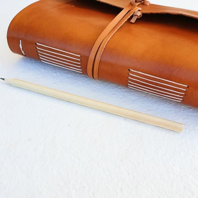 Quaderno Medievale in Pelle