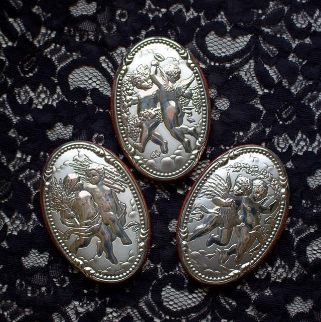 Médaillons chérubins 