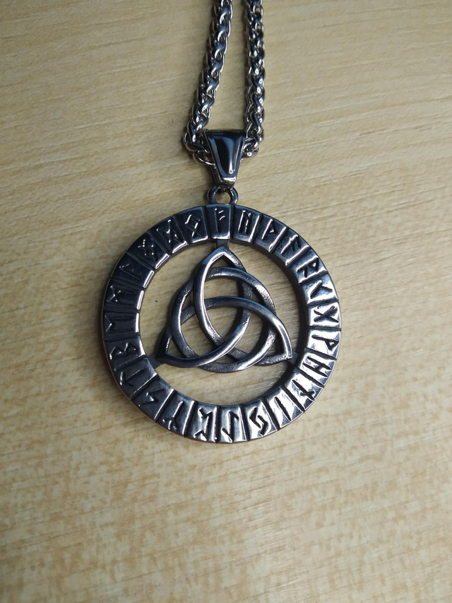 Collier viking celtes acier inoxydable