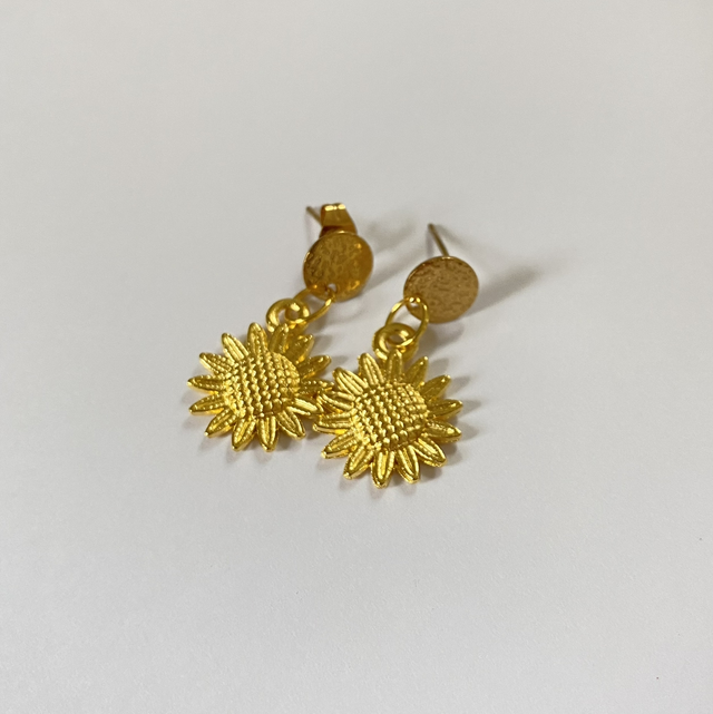 Dainty Gold Tone Sunflower Earrings (Disc Studs)