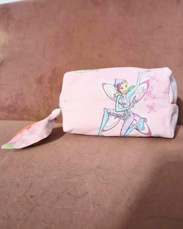 ✨ Trousse matelassée upcyclée – Édition Winx (Tecna & Bloom) ✨