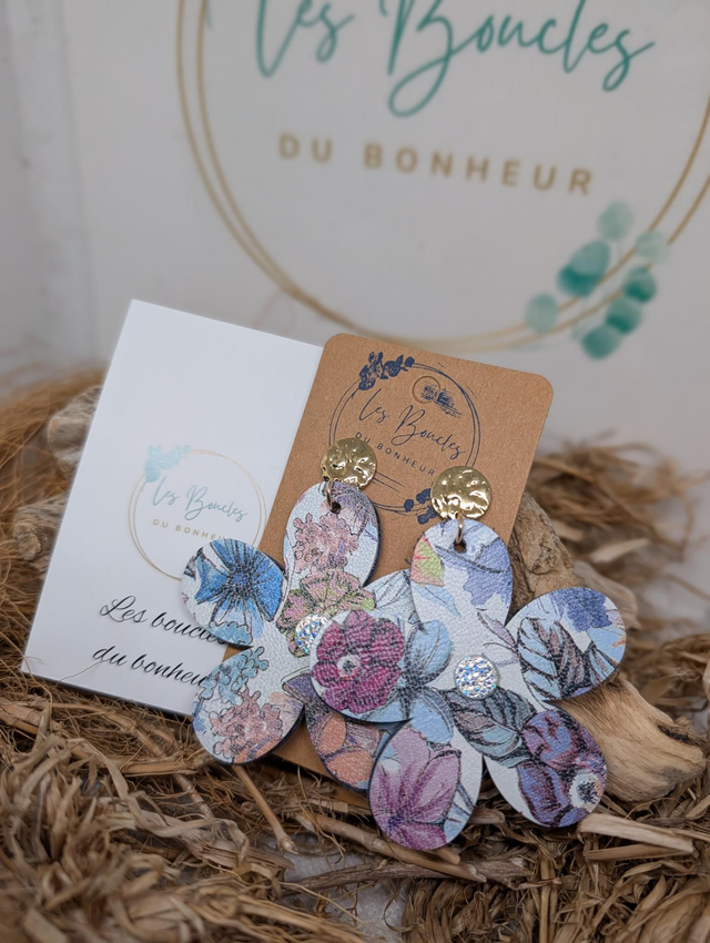 Boucles d'oreilles marguerite fleurie m664