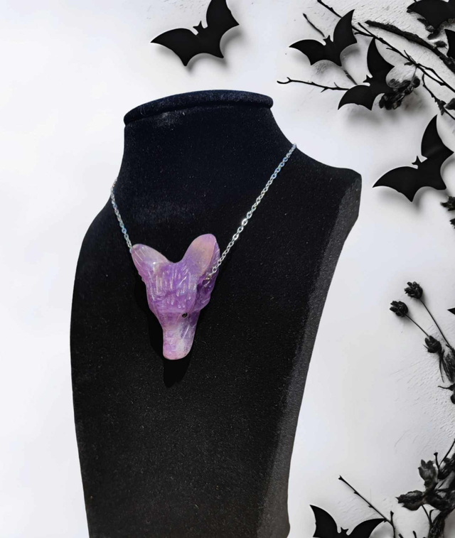 Collier tête de loup