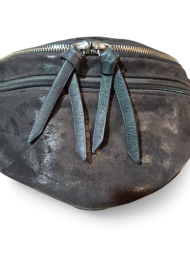 La Banane en Cuir Irisé Toucher Velours – Mélibag