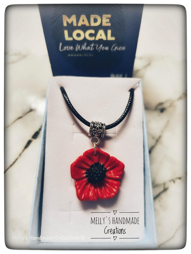 Poppy Pendant 