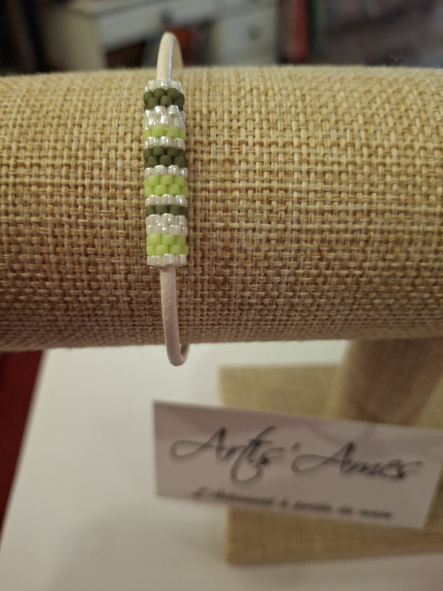 Bracelet tissé rouleau rayé vert