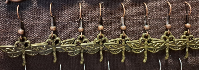 Sudenkorento korvakorut