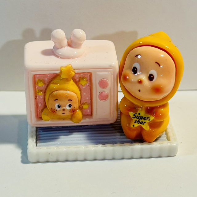 Twinkle Twinkle character PopMart inspired TV ornament in pink