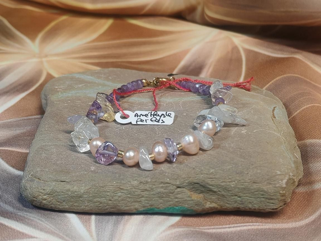 Bracelet améthyste facettée, citrine et perles d'eau douce