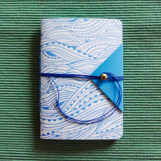 Carnet de poche A6 - vagues bleues