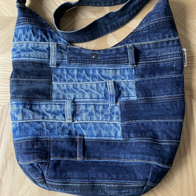 Wastebanned hobo bag
