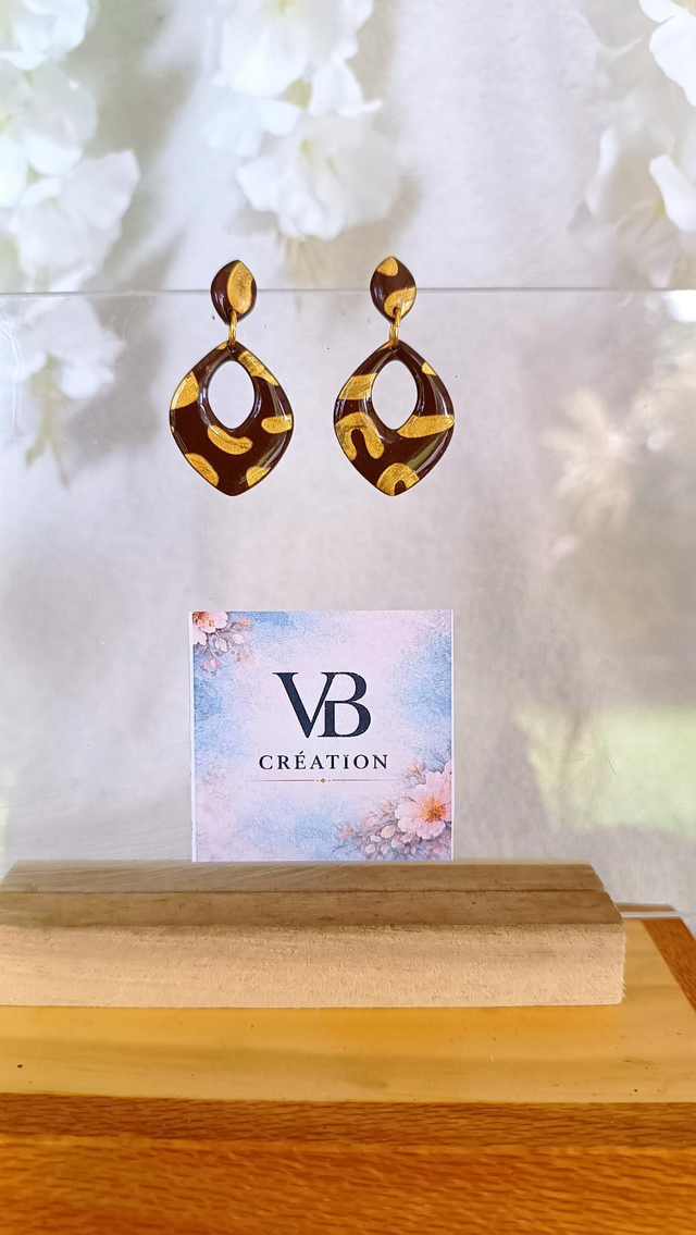 Boucles marrons et or 