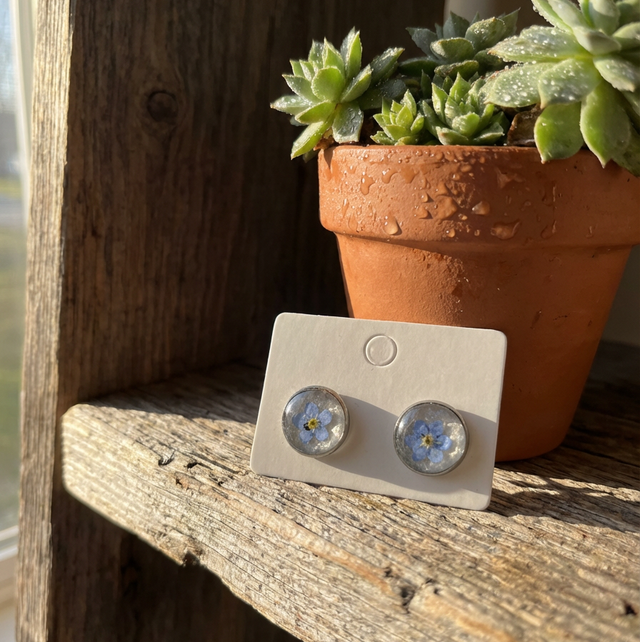 Forget Me Not stud earrings - TT100