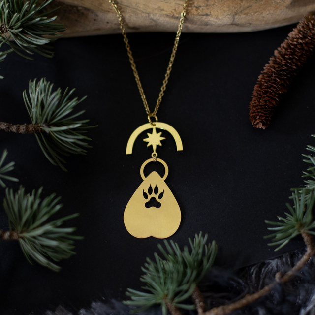 "Bête du Gévaudan" collier en laiton - collection creepy winter 